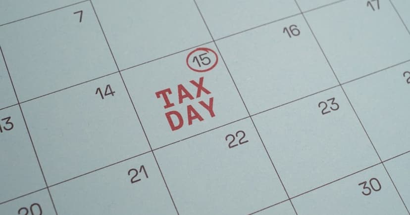 UK Quarterly VAT Returns 2026-27: MTD Deadlines & Penalties